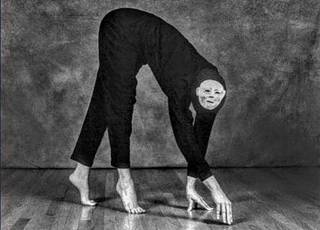 Cursed dog from Reddit r/cursedimages.