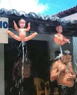 Cursed Shower from Reddit r/cursedimages.