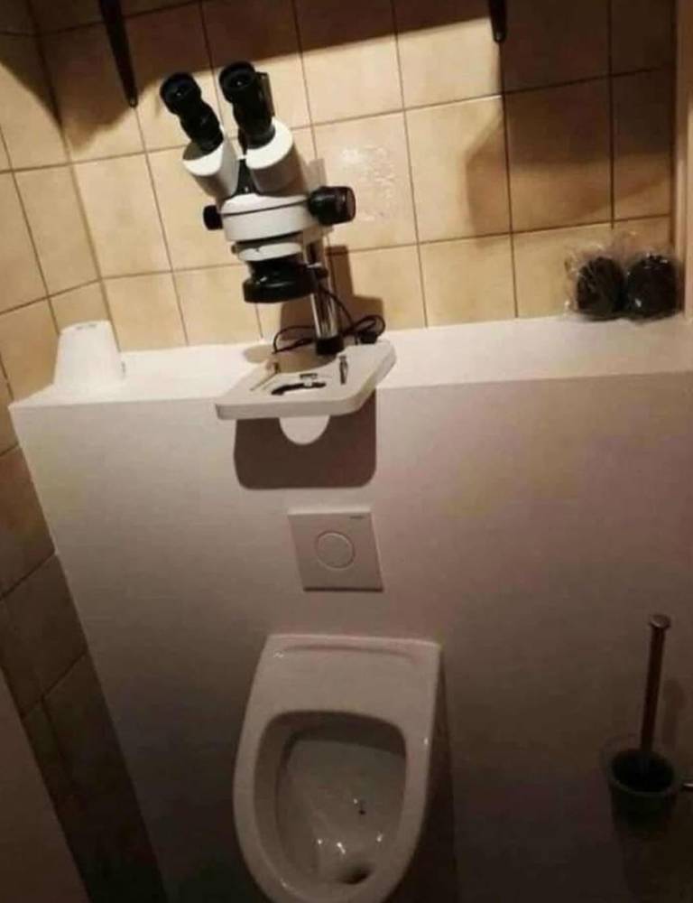 Cursed Toilet from Reddit r/cursedimages.