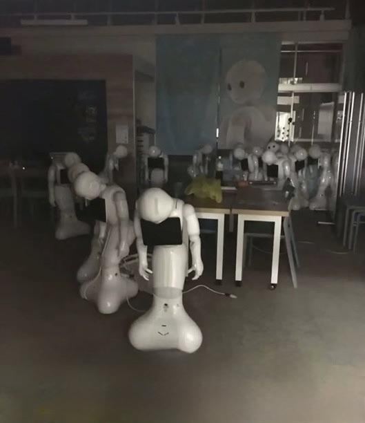 Cursed Doll from Reddit r/cursedimages.
