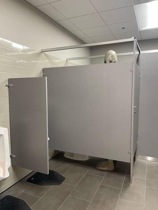 Cursed Restroom from Reddit r/cursedimages.
